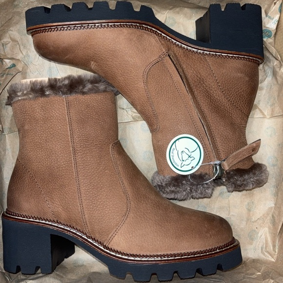 Faux Fur Lined Boot (Women US Sizes) - Picture 5 of 7